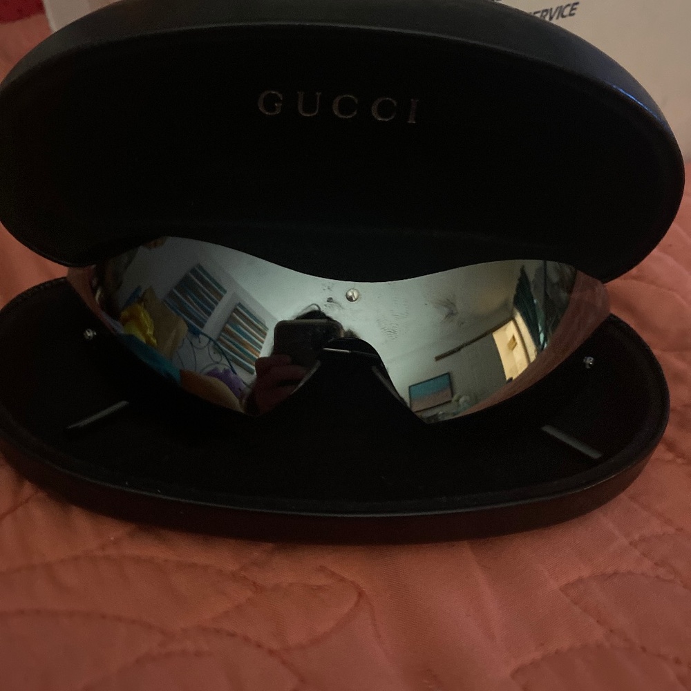 Gucci sunglasses